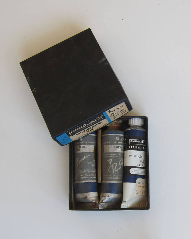 Studio Materials, Box of Permanent Pigments Phthalocyanine Blue Oil Paints
