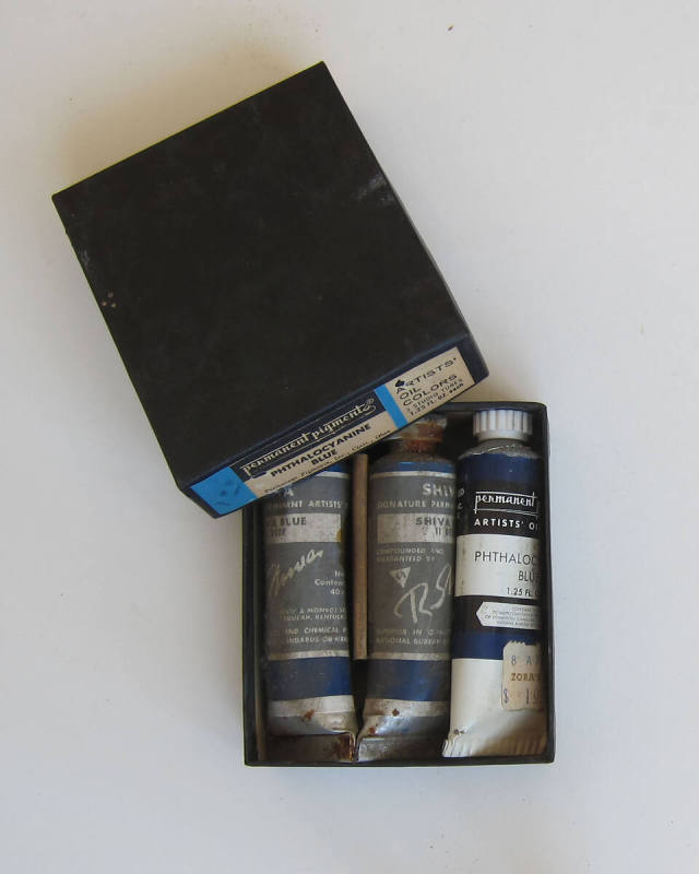 Studio Materials, Box of Permanent Pigments Phthalocyanine Blue Oil Paints