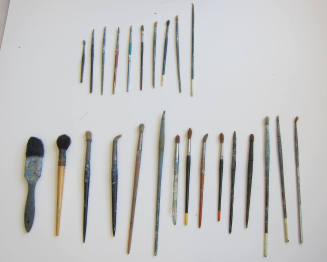 Studio Materials, Brushes